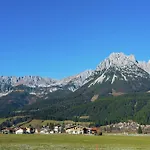 In Near Slopes * Ellmau