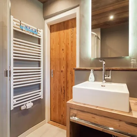 In Near Slopes Chalet *